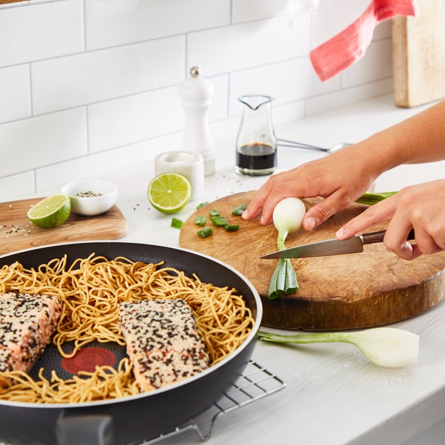 Tefal - Набір сковорідок 2 шт. GENEROUS COOK