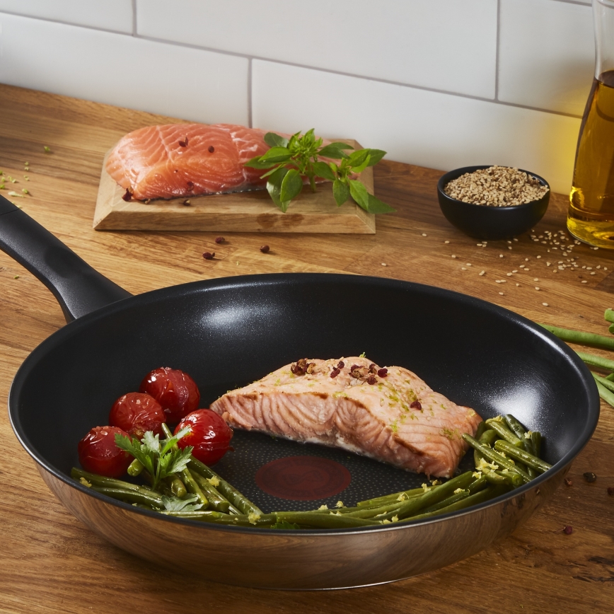 Tefal - набор из 2 сковородок DAILY COOK