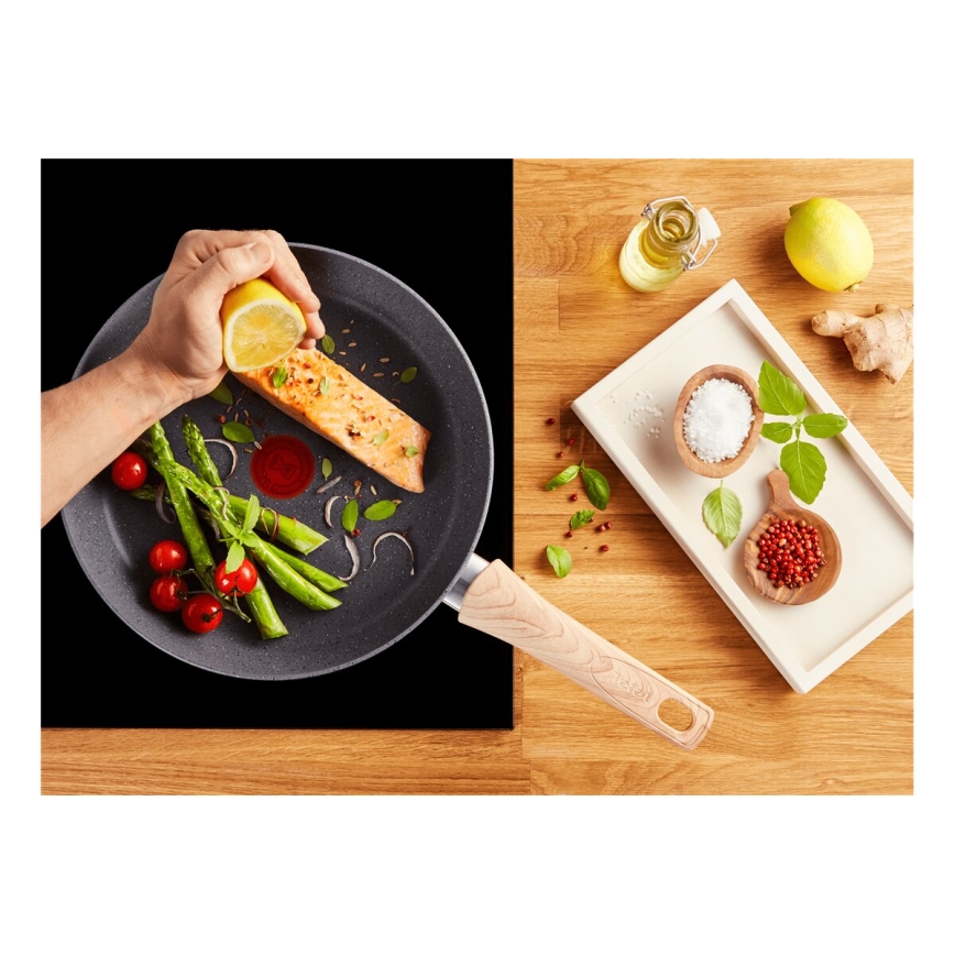 Tefal - Сковорідка NATURAL FORCE 26 см