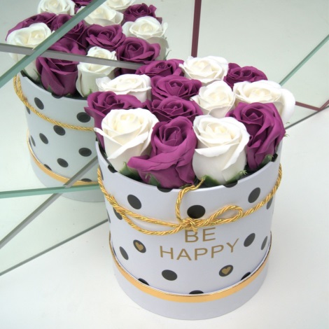 Троянди з пінного мила BE HAPPY - розмір M (13 шт.)