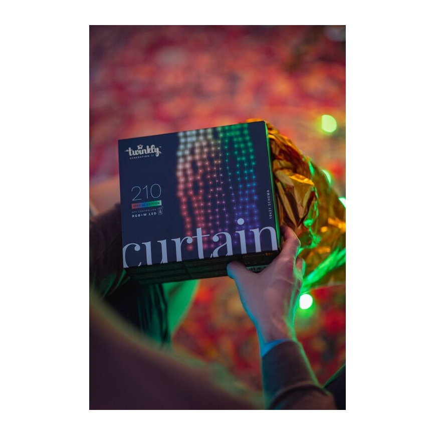 Twinkly - Світлодіодний RGBW димований зовнішній різдвяний занавіс CURTAIN 210xLED 6,1м IP44 Wi-Fi