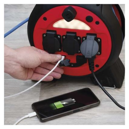 Удлинительный кабель на катушке 3 розетки 20 м красно-черный IP44