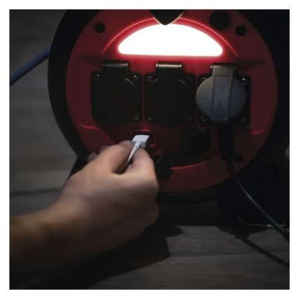 Удлинительный кабель на катушке 3 розетки 20 м красно-черный IP44