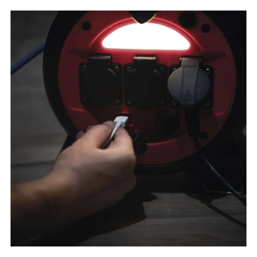 Удлинительный кабель на катушке 3 розетки 20 м красно-черный IP44