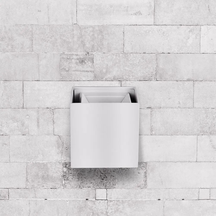 Уличный светодиодный настенный светильник LED/11W/230V 3000K IP65 белый