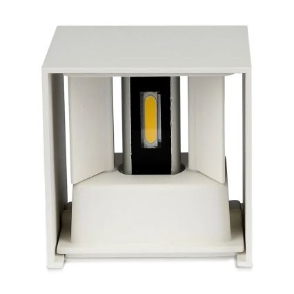 Уличный светодиодный настенный светильник LED/11W/230V 3000K IP65 белый