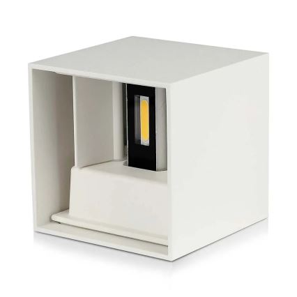 Уличный светодиодный настенный светильник LED/11W/230V 4000K IP65 белый