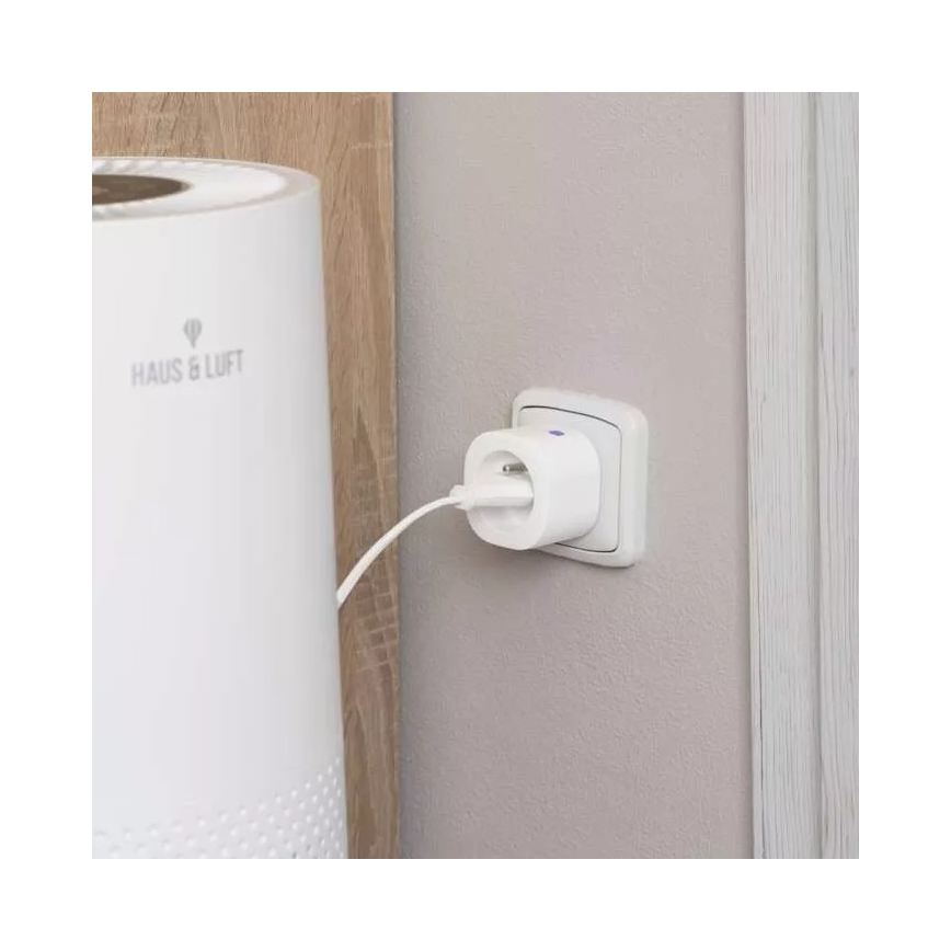 Умная розетка GoSmart 3680W/230V/16A Wi-Fi Tuya
