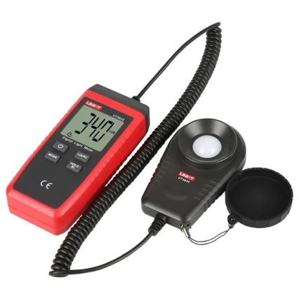 Uni-T UT383S - Люксметр 3xAAA