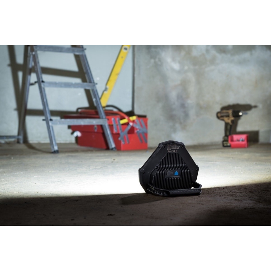 Varta 18647101401 - Светодиодный переносной фонарь WORK FLEX LED/12W/5V 5200mAh IP54