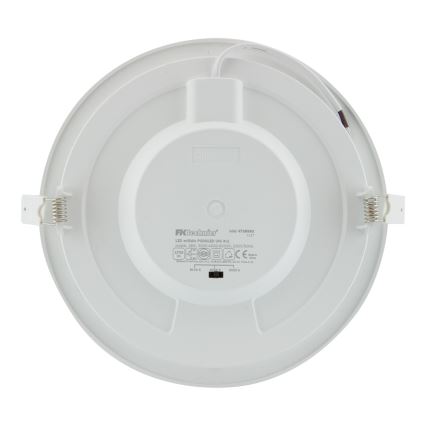 Вбудований стельовий LED світильник для ванної LED/18W/230V 3000/4000/6000K IP44