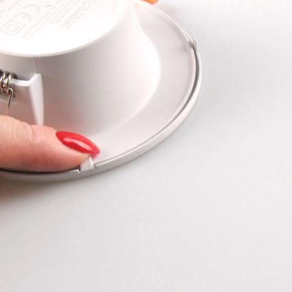 Вбудований стельовий LED світильник ZOE LED/4,8W/230V білий