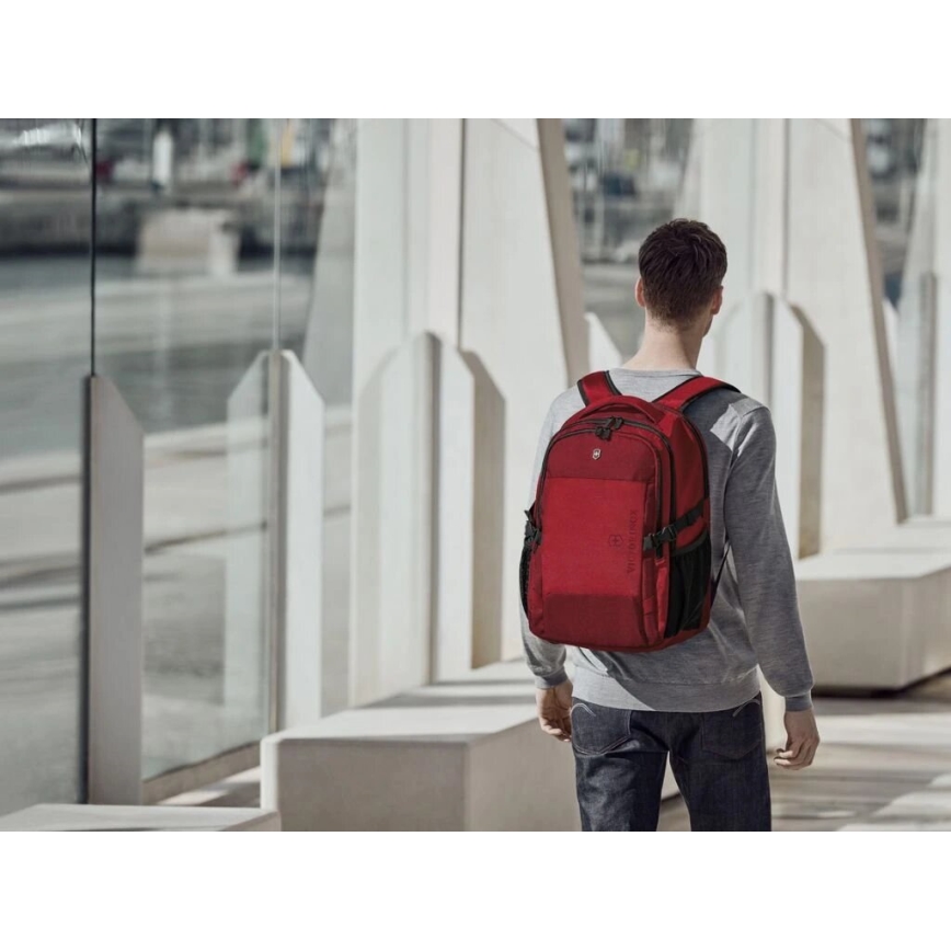 Victorinox - Рюкзак для ноутбука 16" Deluxe Vx Sport EVO 32 l червоний