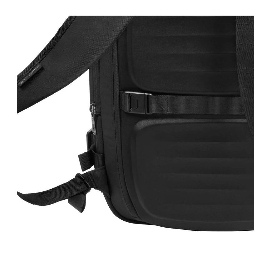 Victorinox - Рюкзак, що розширюється Crosslight Boarding 37 l чорний