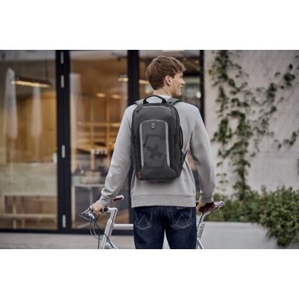 Victorinox - Рюкзак, що розширюється Touring 2.0 Traveler 33 l чорний