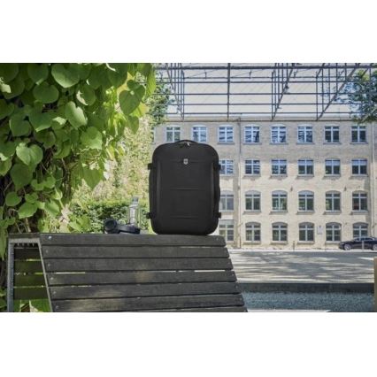 Victorinox - Рюкзак-трансформер Crosslight Boarding 37 л черный