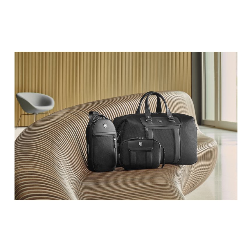 Victorinox - Сумка через плечо Architecture Urban2 2 л черная