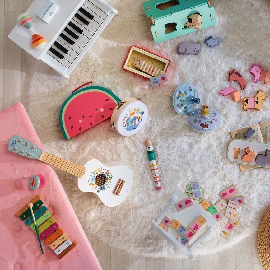 Vilac - Дитяча дерев'яна гітара Тварини світу Сара Бец