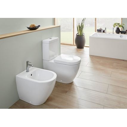 Villeroy & Boch 54000001 - Подвесное биде SUBWAY 2.0 37x56 см керамика/белый