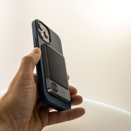 Внешний аккумулятор с магнитным дисплеем Power Delivery 5000mAh/20W/5V черный