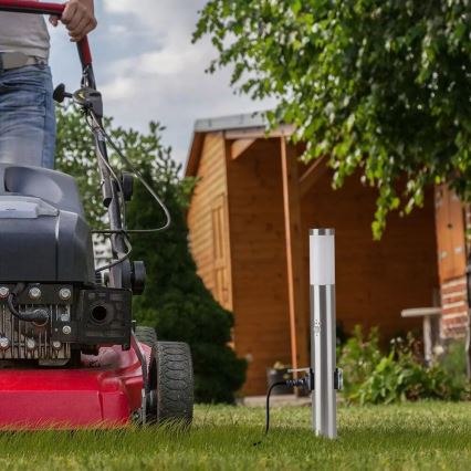 Вулична лампа з датчиком + 2 розетками SCHUKO 1xE27/60W/230V IP44 60см матовий хром