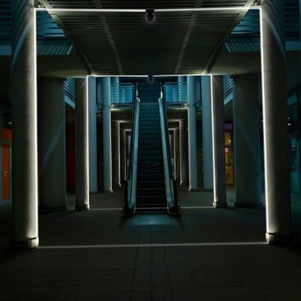 LED Вуличний настінний гнучкий світильник LED/7W/230V 4000K IP65 чорний