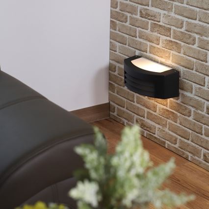 Вуличний настінний світильник OLIANA 1xE27/60W/230V IP54 чорний