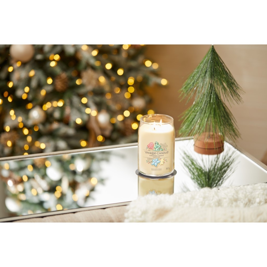 Yankee Candle - Ароматическая свеча CHRISTMAS COOKIE большая 567 г 60-90 ч.